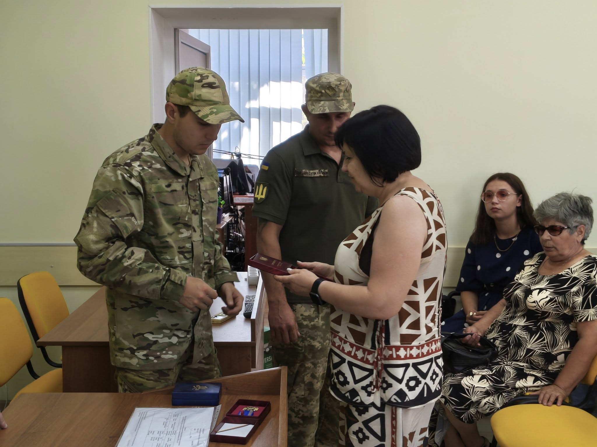У Татарбунарах рідним загиблих Героїв вручили посмертні нагороди