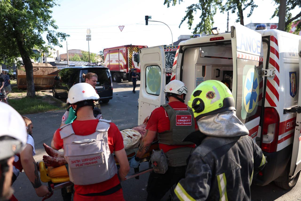 Нічна атака рф на Київ: 13 загиблих, 86 постраждалих, є зниклі безвісти (оновлено)
