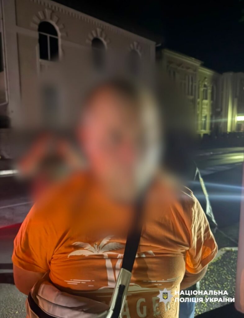 В Ізмаїлі затримали прикордонника, який “зробив” моряками понад 140 чоловіків
