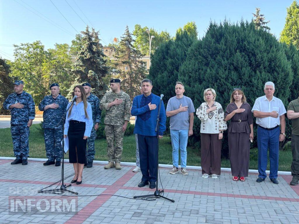 В Ізмаїлі до Дня ВМС урочисто підняли Військово-морський прапор