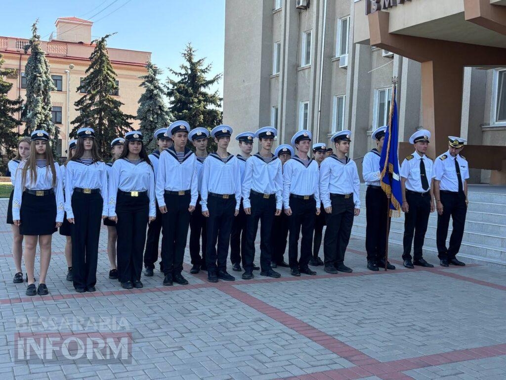 В Ізмаїлі до Дня ВМС урочисто підняли Військово-морський прапор