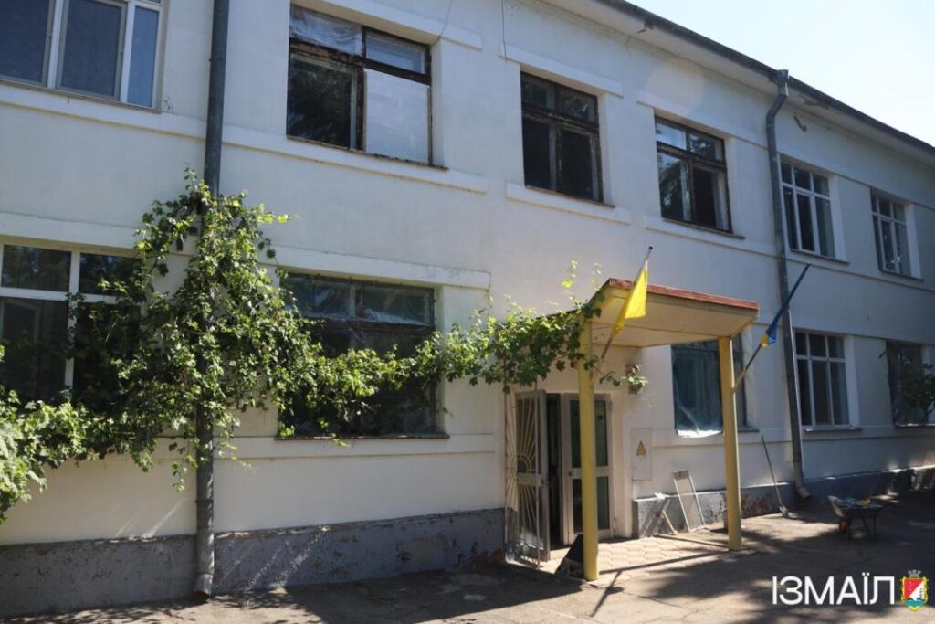 Пекельна ніч для Ізмаїла: під час нічної атаки суттєво пошкоджено житловий сектор та соціальні об’єкти
