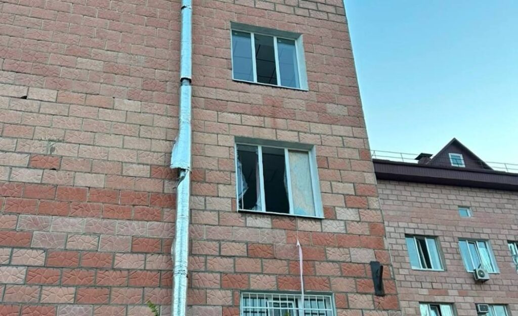 Пекельна ніч для Ізмаїла: під час нічної атаки суттєво пошкоджено житловий сектор та соціальні об’єкти