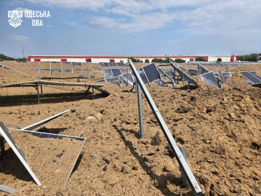 рф вдарила ракетами по житловому сектору в Одеській області: серед постраждалих – маленька дитина