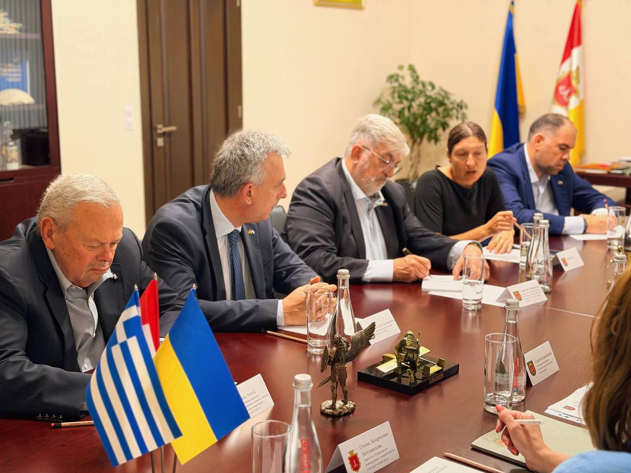 Греція заявила про готовність відбудовувати Одесу