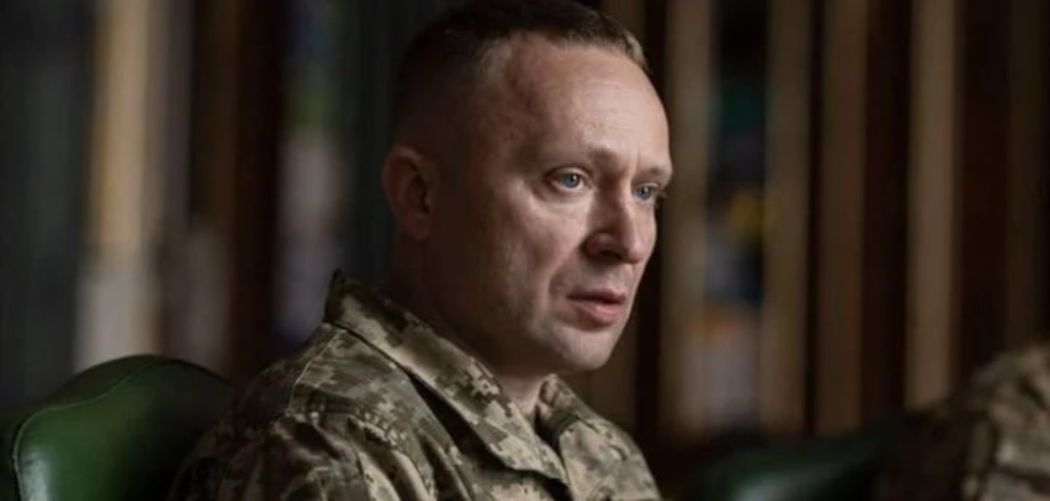 Зеленський звільнив Сирського. Новим Головкомом ЗСУ призначено Михайла Драпатого