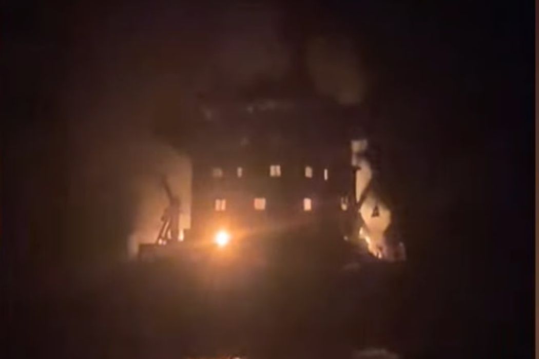 Цієї ночі морські прикордонники врятували екіпаж палаючого балкера, який атакувала рф