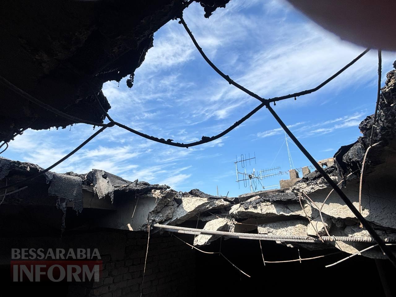 В Ізмаїлі ворожий шахед влучив у дитячу кімнату п’ятиповерхівки: що врятувало родину