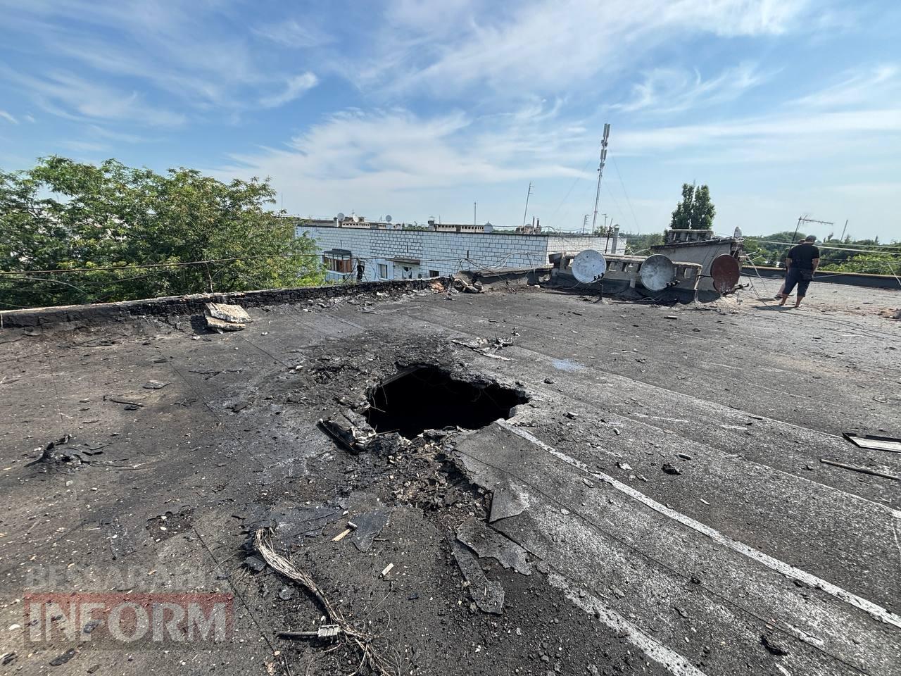 В Ізмаїлі ворожий шахед влучив у дитячу кімнату п’ятиповерхівки: що врятувало родину