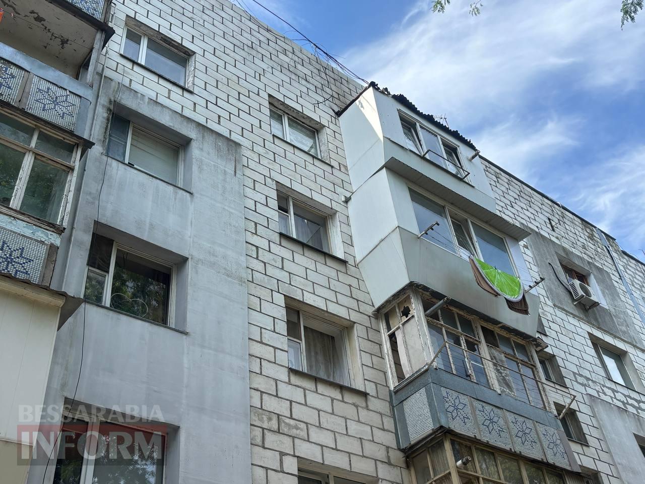 В Ізмаїлі ворожий шахед влучив у дитячу кімнату п’ятиповерхівки: що врятувало родину