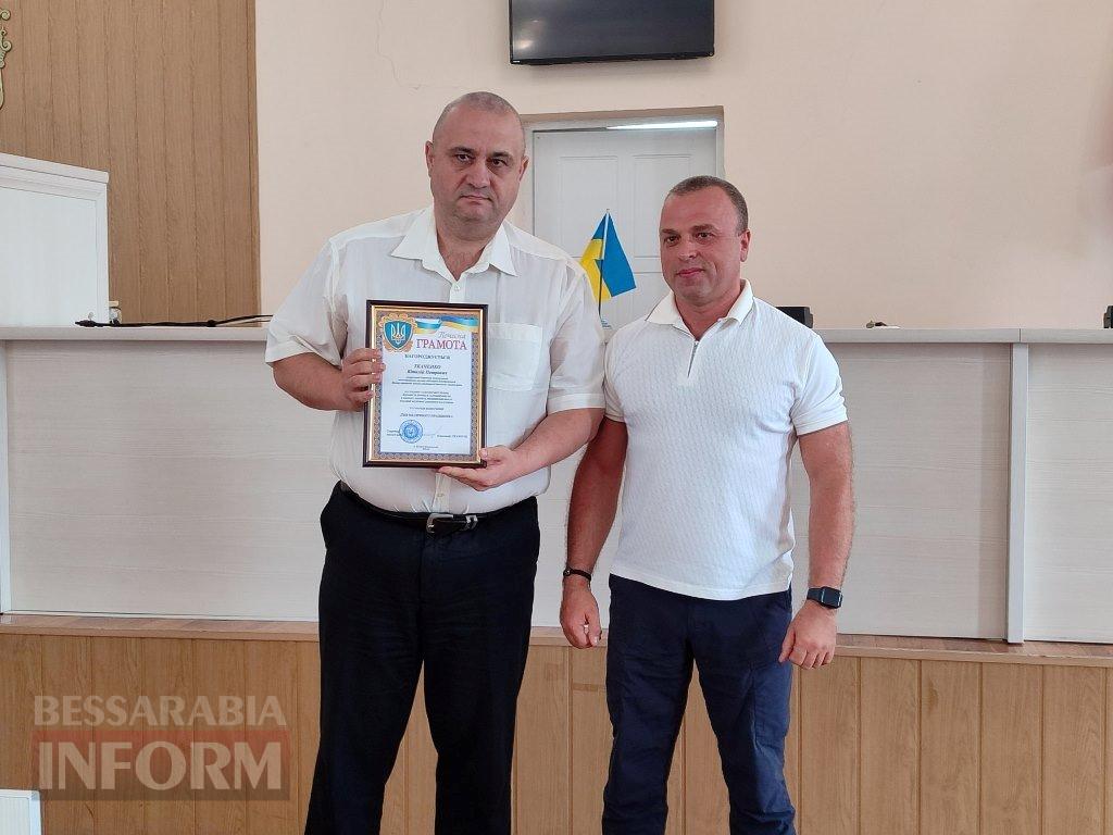 В Аккермані медиків привітали нагородами, квітами, піснями та святковими короваями
