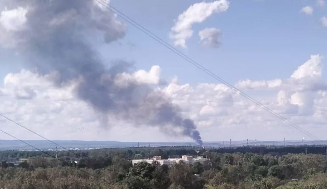 СБУ уразила ключову установку одного з найбільших НПЗ росії