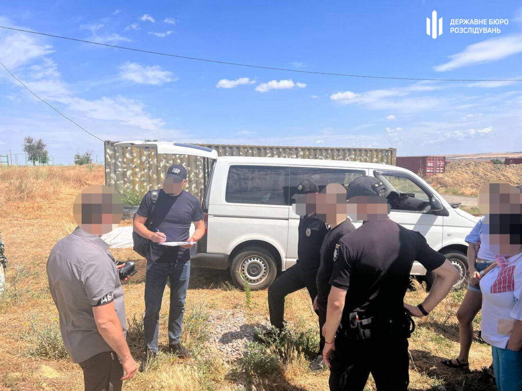 На Одещині судитимуть офіцера, який розпродав майно для оборони півдня, купив Lexus і грав в азартні ігри