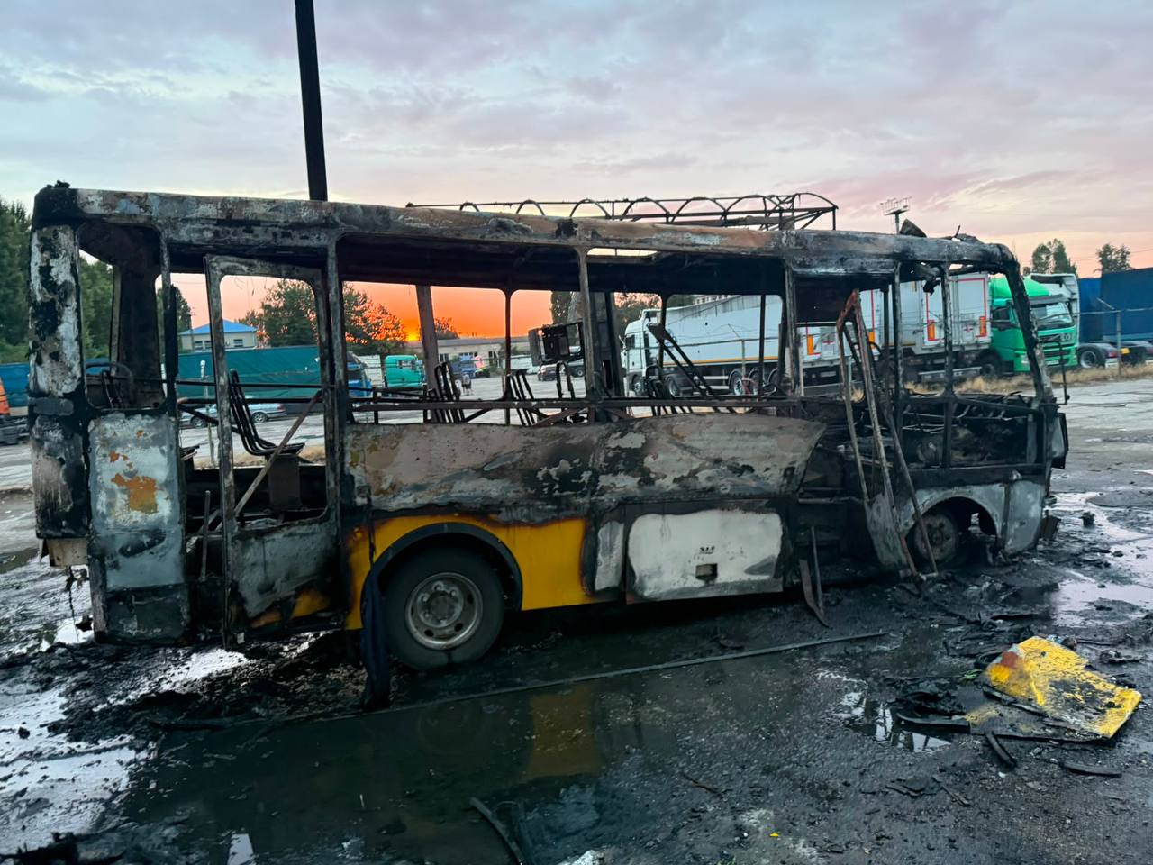 Ворог знову атакував Одесу  балістикою: є загиблі та руйнування (оновлено)