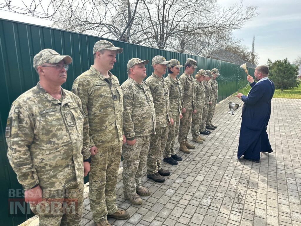 Між рясою та пікселем: історія військового капелана, який очолив першу парафію ПЦУ в Українському Придунав’ї