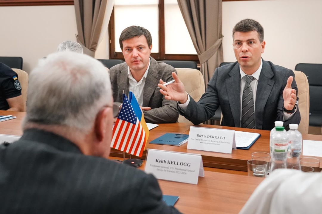 Колишній спецпредставник Трампа з питань України Кіт Келлог відвідав Одеський порт