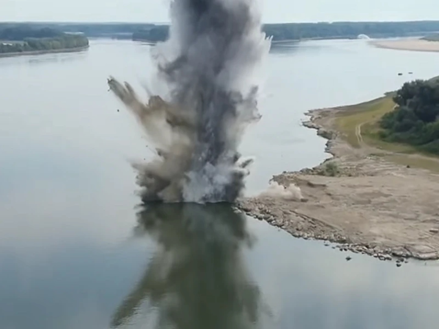Низький рівень води в Дунаї досяг історично критичного рівня