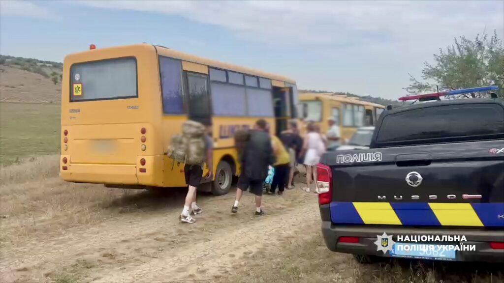 Ворог повторно атакував потяг на Одещині під час евакуації майже 600 пасажирів