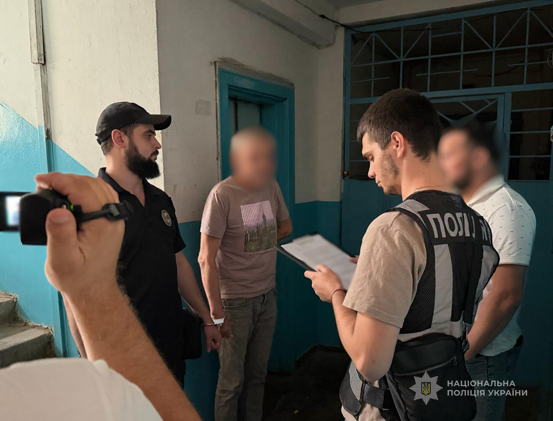 На Одещині чоловік задушив літню матір і намагався видати це за смерть від інсульту