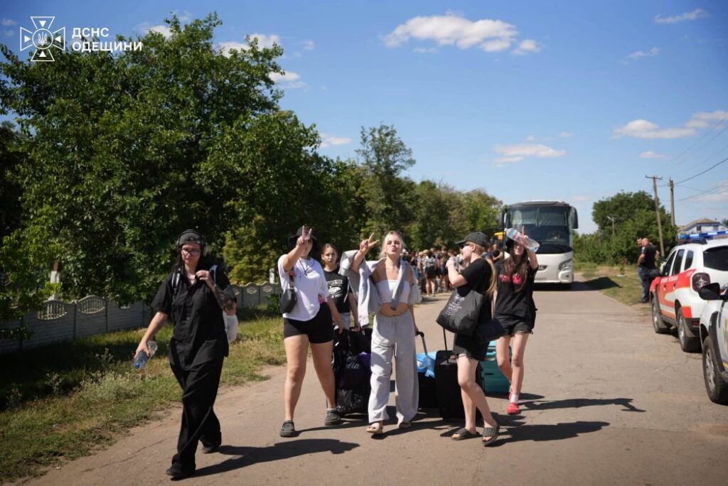 росіяни вдруге за день на Одещині атакували пасажирський потяг: постраждала дитина