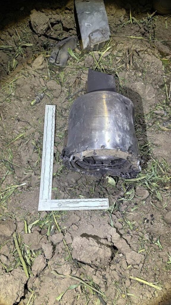 Під час атаки Одещини дрон-ракета залетів на територію Молдови та спалив поле з кукурудзою
