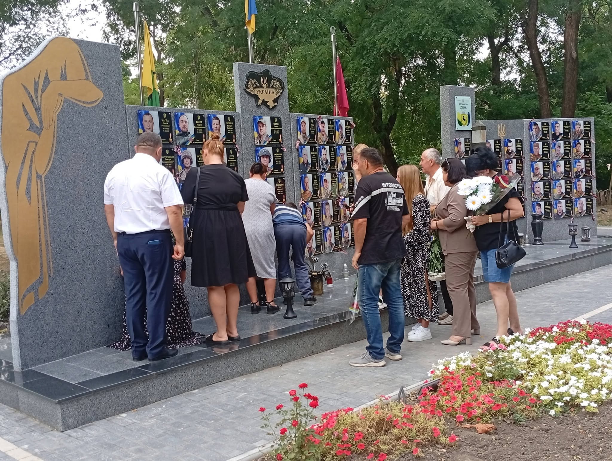 У Бессарабській громаді відбулося відкриття меморіальних дошок полеглим захисникам