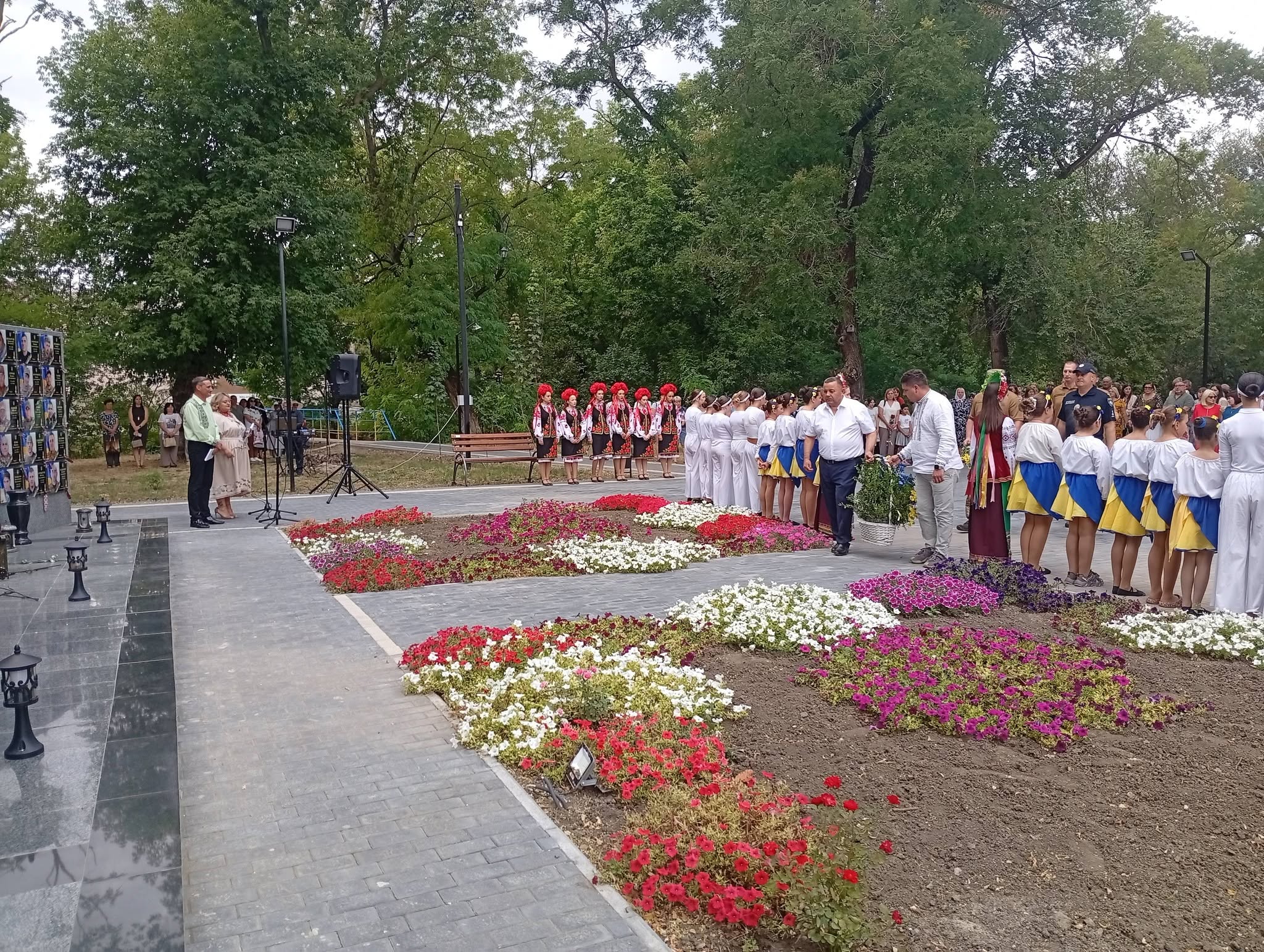У Бессарабській громаді відбулося відкриття меморіальних дошок полеглим захисникам