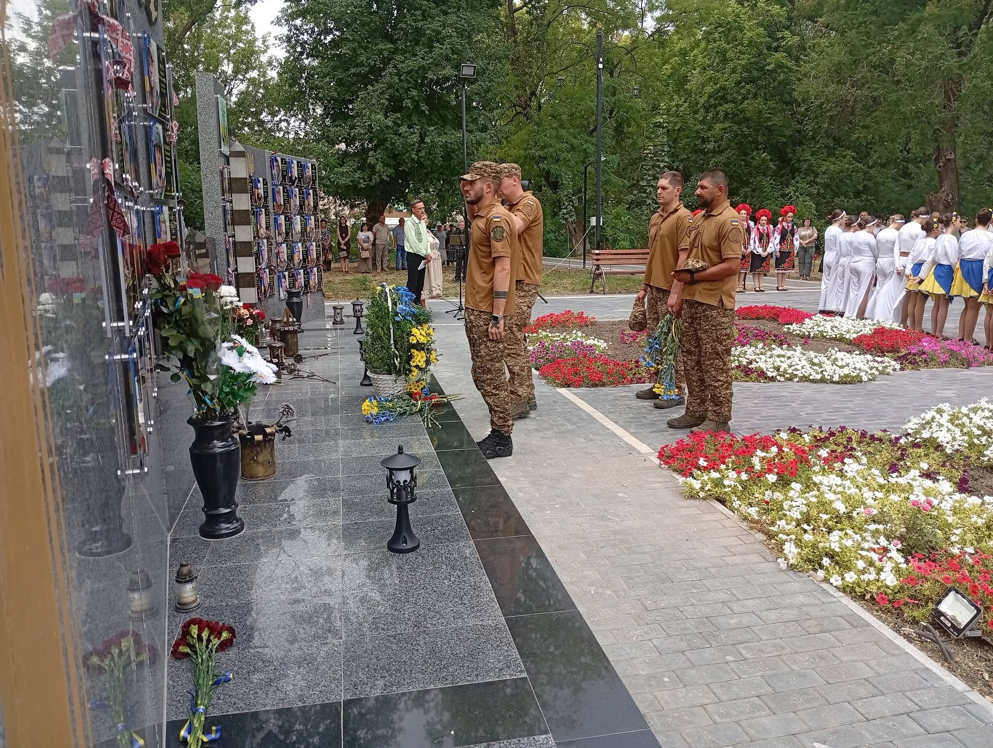 У Бессарабській громаді відбулося відкриття меморіальних дошок полеглим захисникам