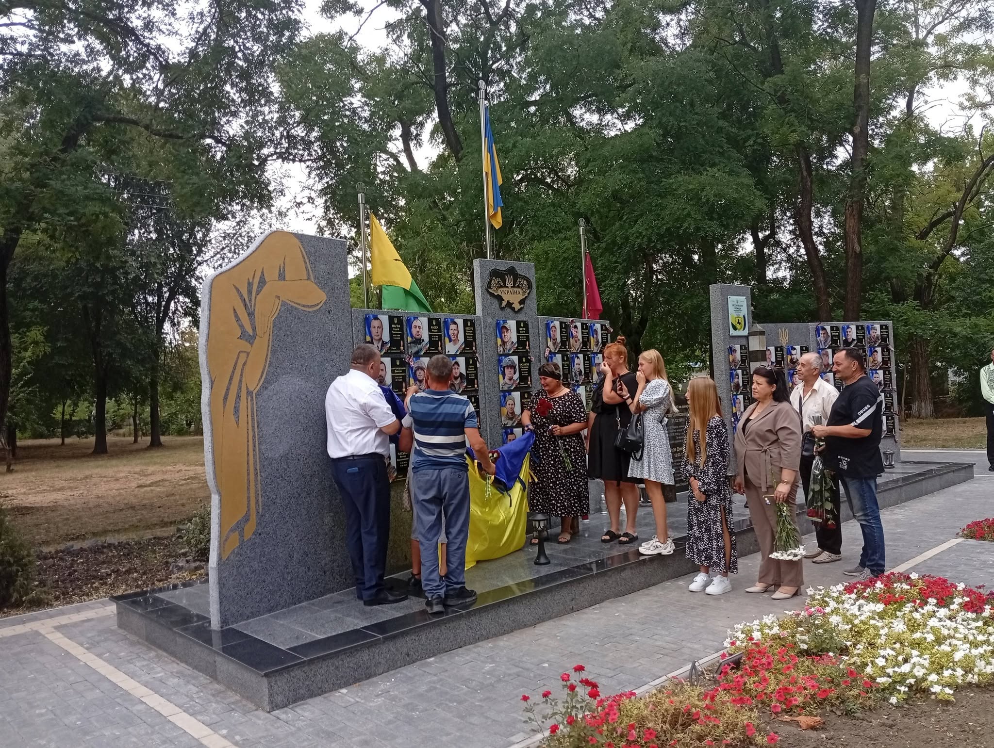 У Бессарабській громаді відбулося відкриття меморіальних дошок полеглим захисникам