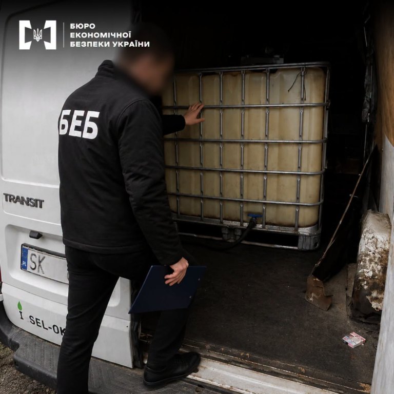 Пальне на майже мільйон гривень з нелегальних АЗС у Татарбунарах і Спаському передали ЗСУ