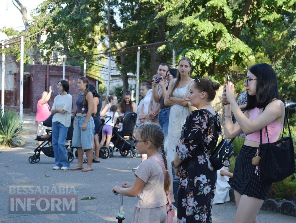 Живий джаз просто неба: оркестр поліції влаштував в Аккермані яскравий концерт до Дня Незалежності