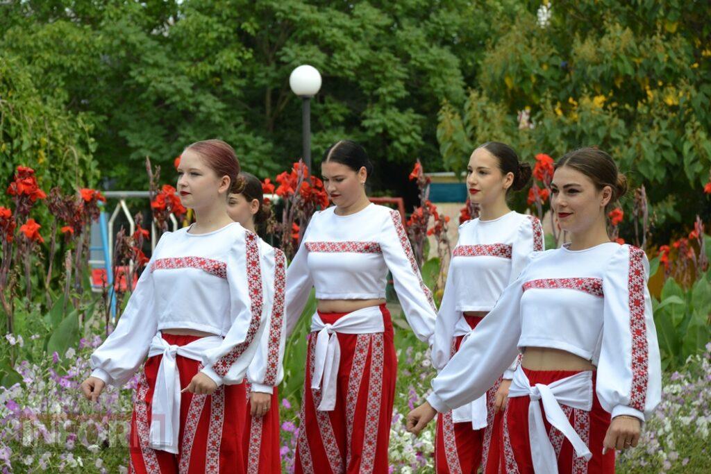 День молоді в Кілії відзначили розважальними заходами та нагородженням обдарованих випускників