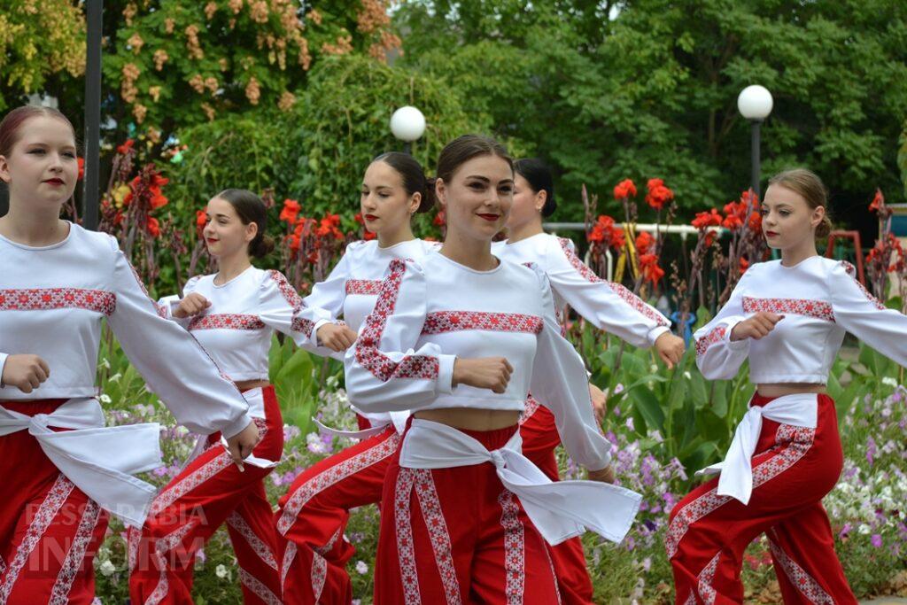 День молоді в Кілії відзначили розважальними заходами та нагородженням обдарованих випускників