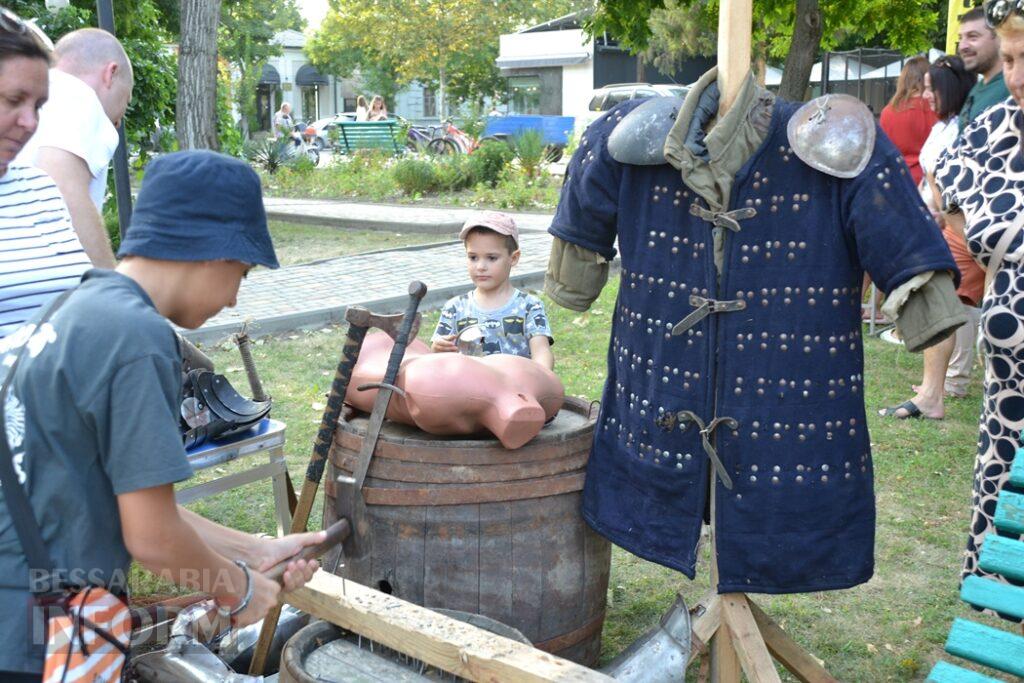 День молоді в Кілії відзначили розважальними заходами та нагородженням обдарованих випускників