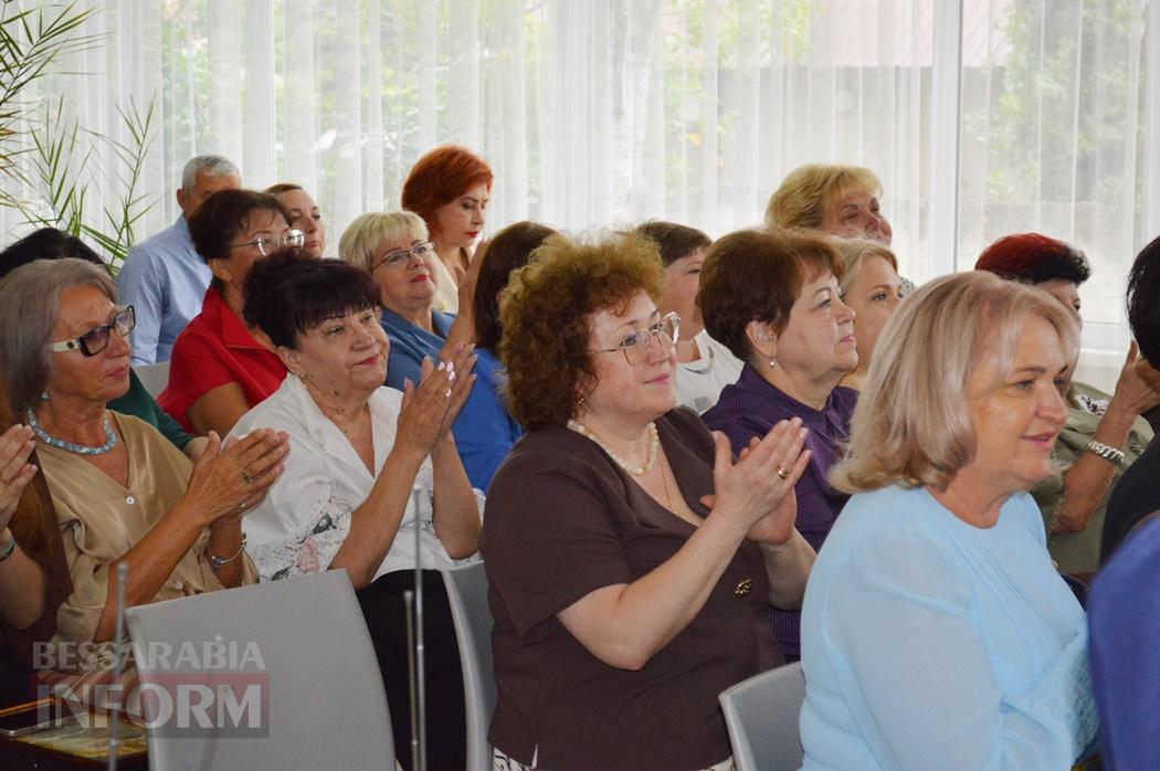 В Аккермані освітяни провели традиційну педагогічну конференцію: які питання обговорили напередодні нового навчального року