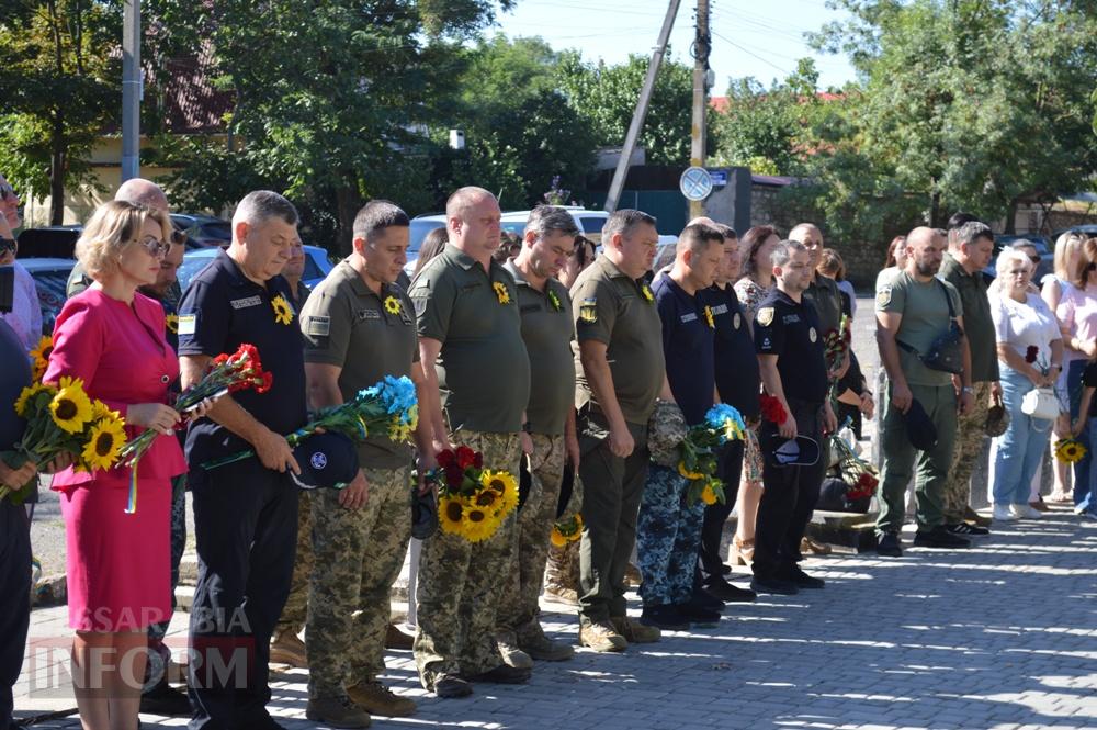 «Герої України: подвиги нескорених»: у Білгороді-Дністровському згадали тих, хто не повернувся з війни