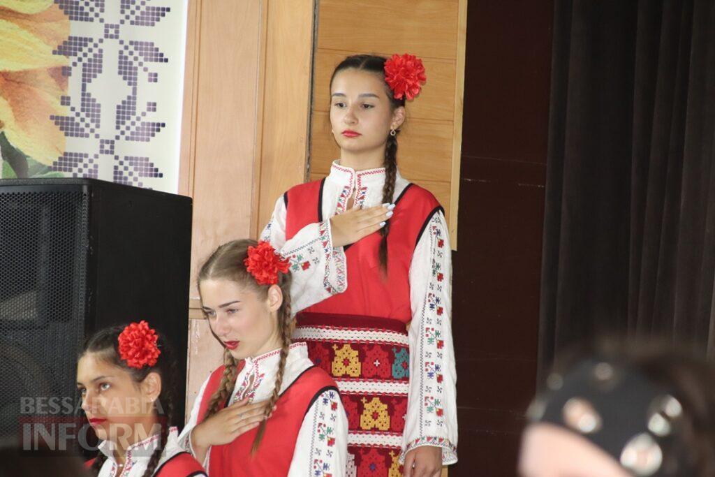 «Зоряний код» запалив сцену: молодь із громад Болградщини продемонстувала свої таланти