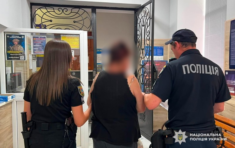 На Одещині доглядальниця приховала смерть пенсіонерки заради заволодіння її квартирою
