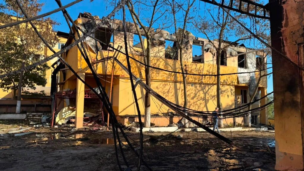 Попри знищене обладнання та підстанцію, взуттєва фабрика в Аккермані відновить роботу