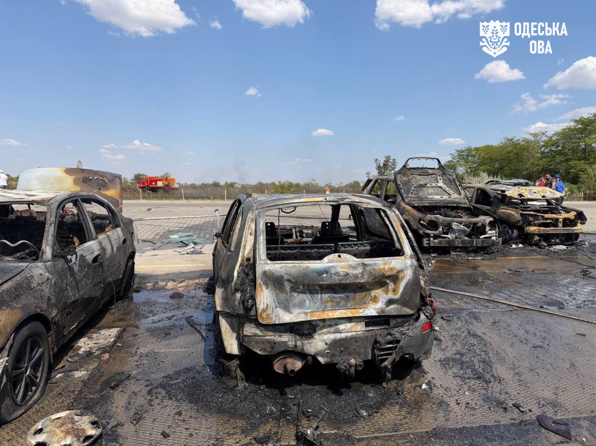 Одна людина загинула, ще восьмеро травмовані: ворог знову атакував Одещину ударними безпілотниками