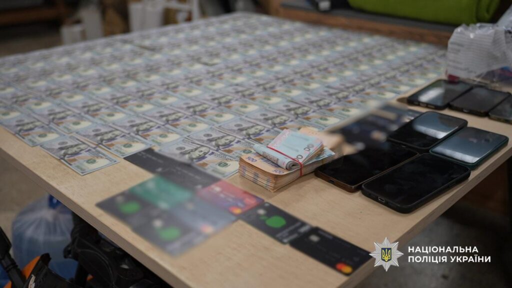 На Одещині ліквідували масштабну мережу шахрайських кол-центрів