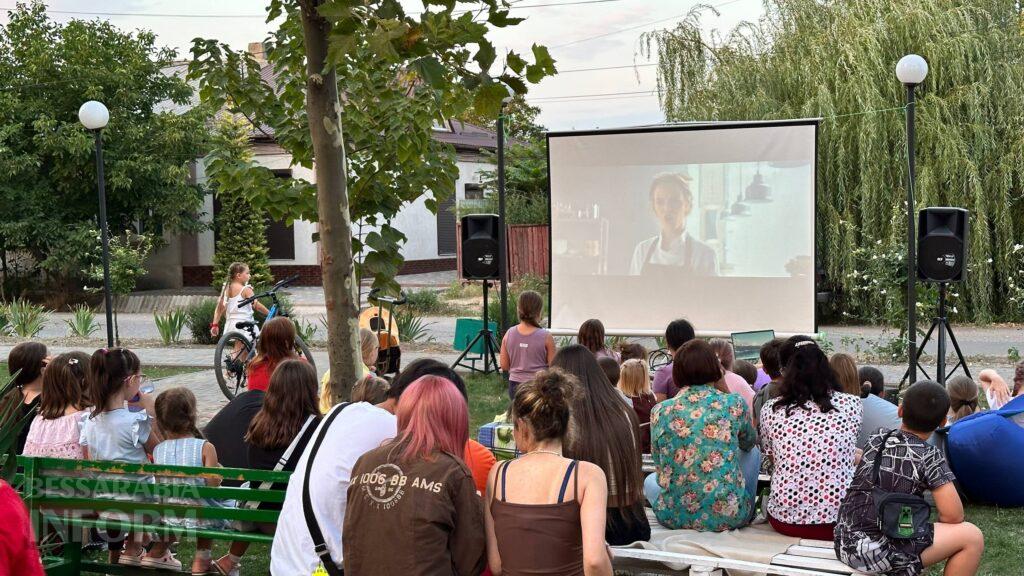 День молоді в Кілії відзначили розважальними заходами та нагородженням обдарованих випускників
