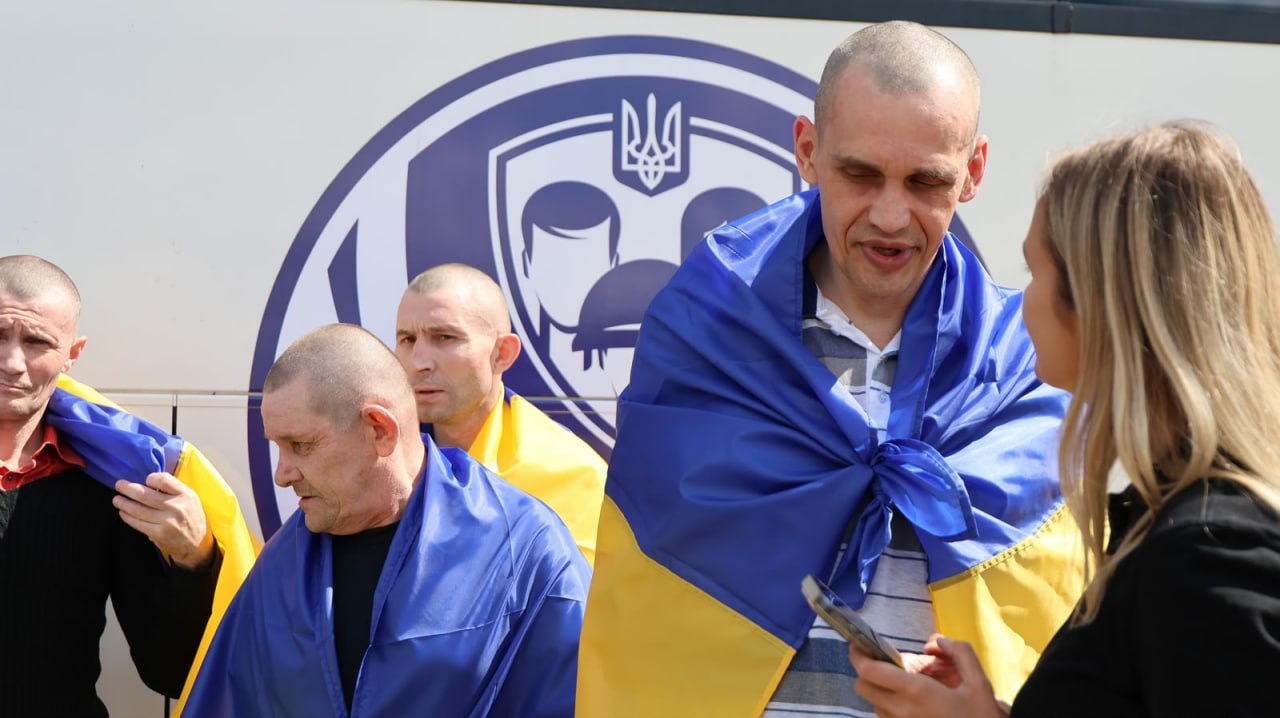 Наші вдома: відбувся 77-й обмін полоненими між Україною та рф