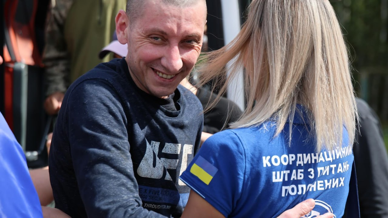 Наші вдома: відбувся 77-й обмін полоненими між Україною та рф