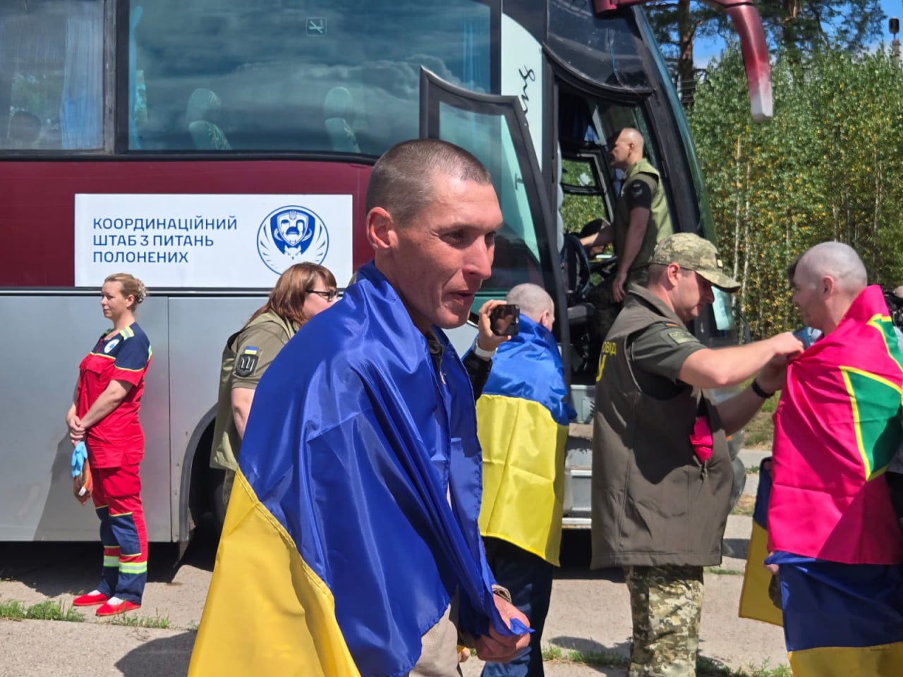 Наші вдома: відбувся 77-й обмін полоненими між Україною та рф
