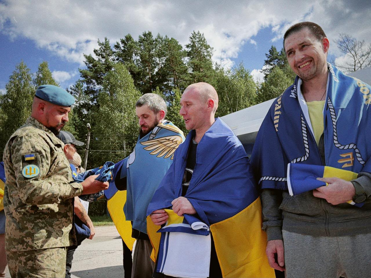 Україна повернула з полону 10 воїнів, які вважалися зниклими безвісти