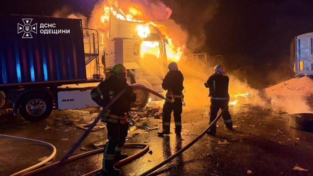 росіяни атакували автомобілі з зерном у Саф’янівській громаді: загинув 50-річний чоловік, ще троє – постраждали