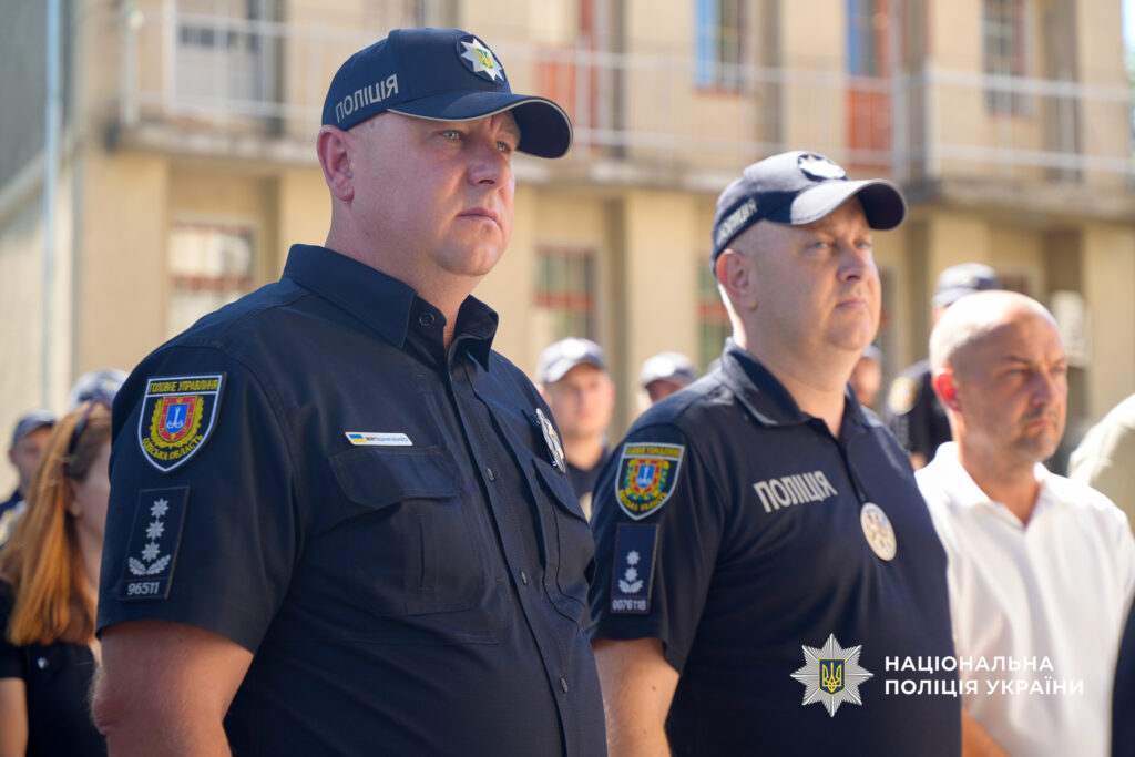 У Болградському районі відкрили меморіальну дошку на честь капітана поліції Сергія Магли, який загинув на сході України