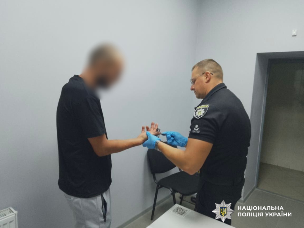 На Одещині засудили 36-річного чоловіка, який облив бензином і підпалив знайому