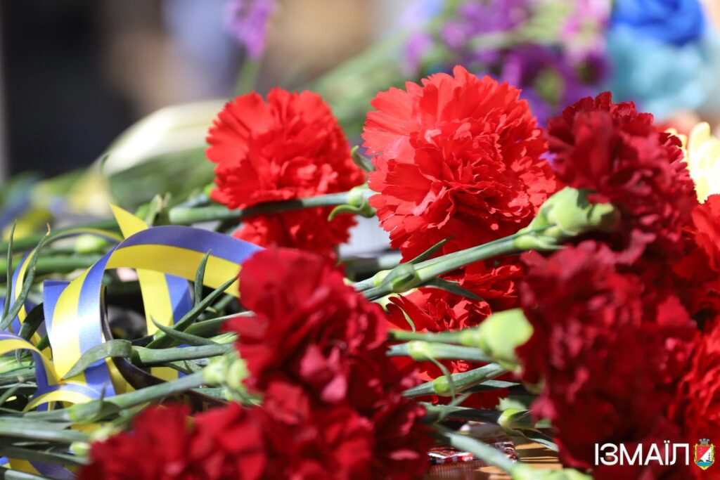 В Ізмаїлі відкрили меморіальну дошку на честь полеглого Захисника Євгена Орлова